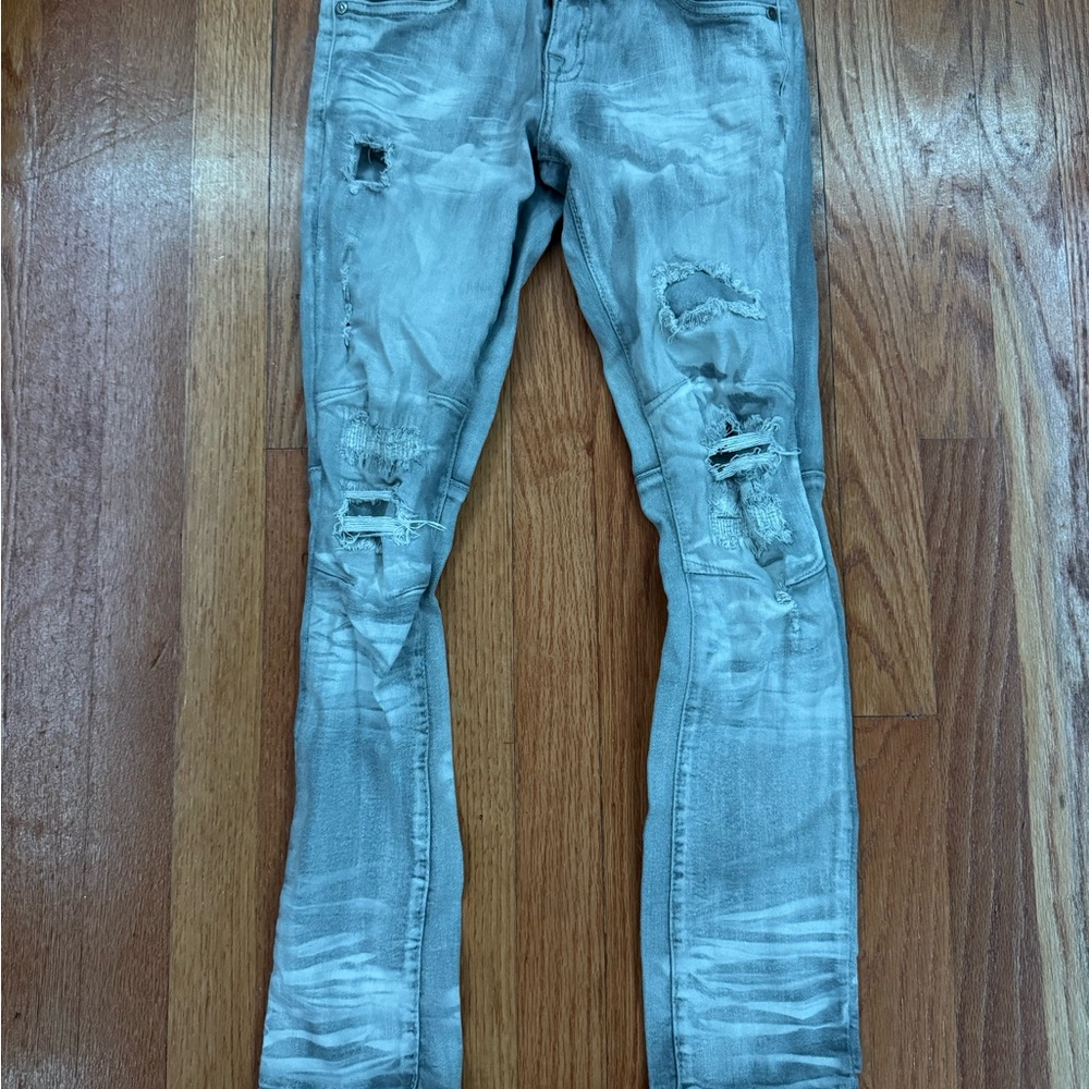 Stylish Distressed Gray Jeans for Men